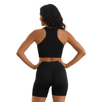 Set Deportivo Seamless: Short Push-Up y Top Cruzado de Tirante Ancho