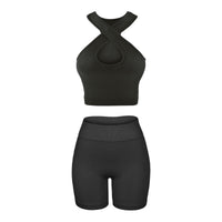 Set Deportivo Seamless: Short Push-Up y Top Cruzado de Tirante Ancho