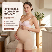 Maternal boxer Bella Form
