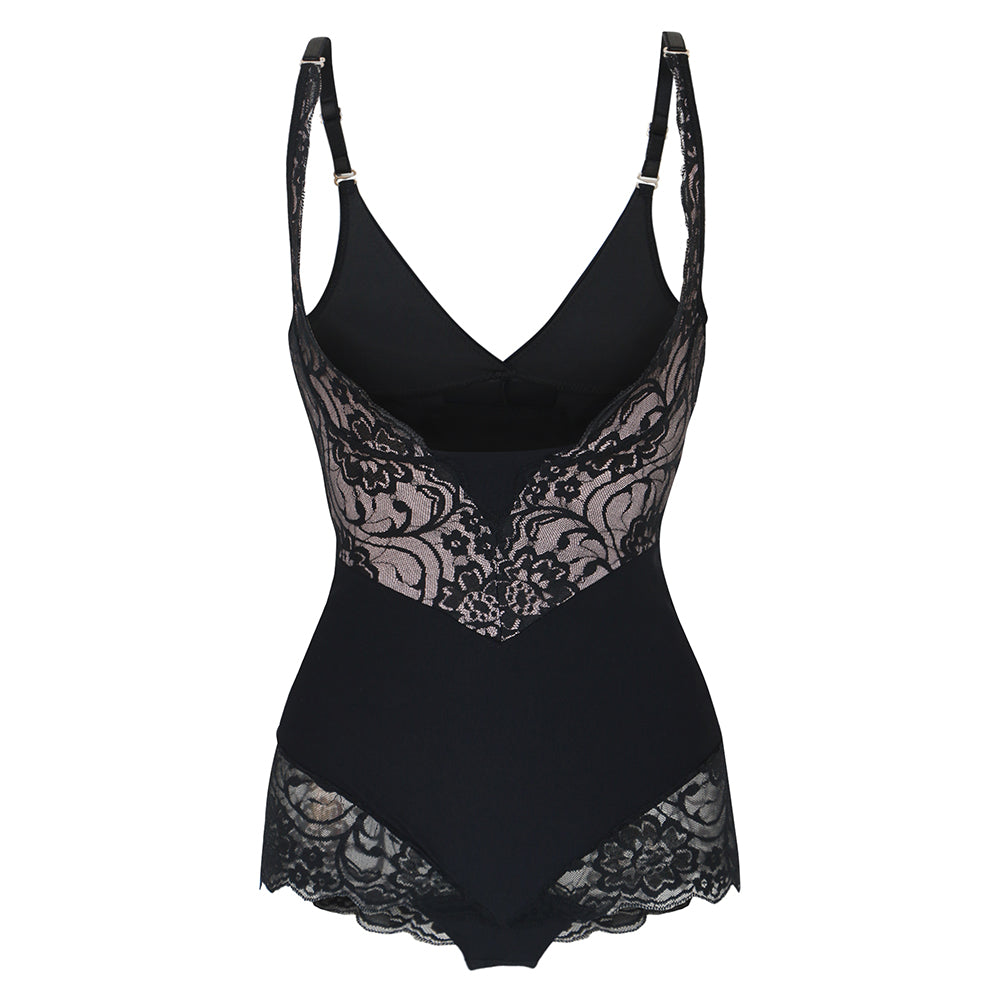 body negro con encaje de la marca bella form modelo Karah
